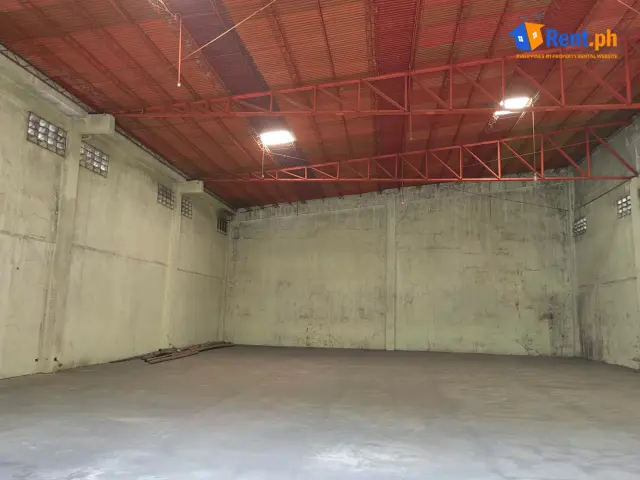 Commercial Warehouse For Rent in Iloilo City 409sqm with Parking - Secondary Image