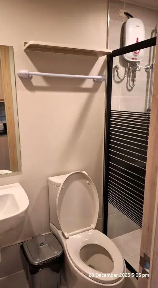 For rent Studio type Condo in Solinea T4 - Secondary Image