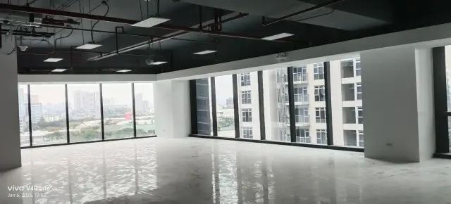 OFFICE FOR RENT - PARK TRIANGLE BGC TAGUIG TAGUIG - Secondary Image
