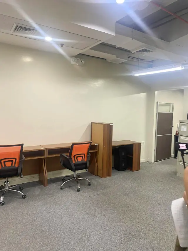 234.10 Sqm. Semi-fitted Office Space FOR RENT In Cebu Business Park - Secondary Image