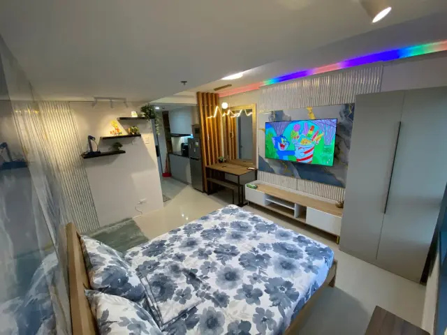 Studio-Condominium - Secondary Image