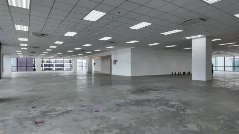 peza-leed-gold-office-space-for-rent-in-cebu-business-park-up-to-1304-sqm-floor-plates-premium-corporate-building-for-rent