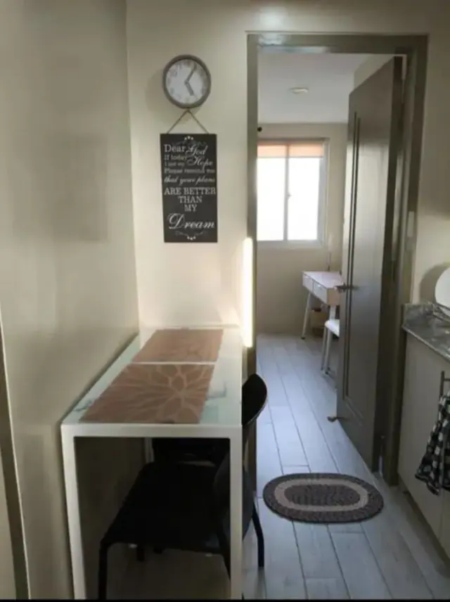 Location: Cityscape Grand Tower, Archbishop Reyes, Ave across Elizabeth, hotel Cebu City just walking distance to Ayala Mall and Perpetual Succour Hospital and Asilo Church - Secondary Image