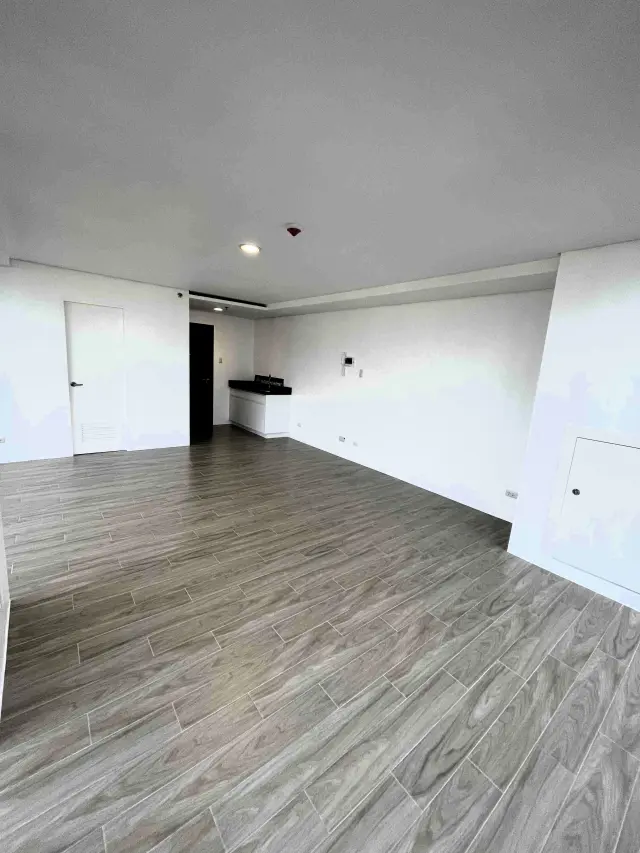 Home Office Condominium for Rent in Mabolo Cebu City - Secondary Image