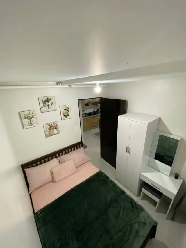 3BR FULLY FURNISHED IN DECA BANILAD TOWER 1 5TH FLOOR - Secondary Image
