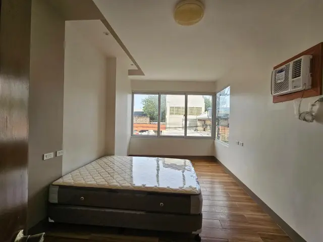2 BEDROOM- HOME OFFICE APARTMENTS FOR RENT- NEAR BANILAD,CEBU - Secondary Image