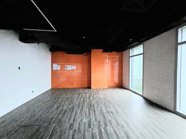 OFFICE SPACES FOR LEASE- CEBU BUSINESS PARK - Secondary Image