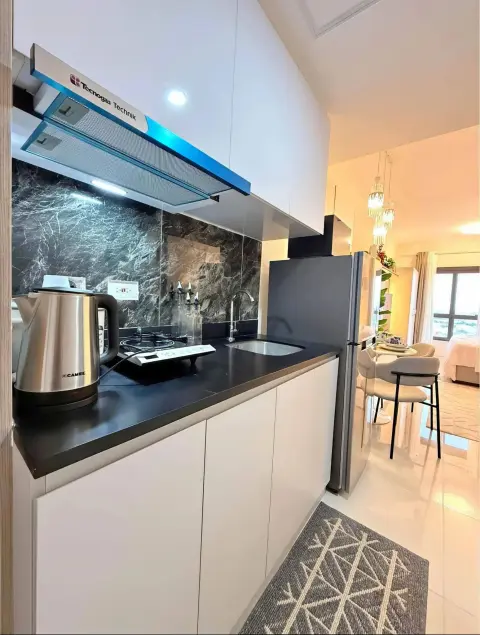 fully-furnished-studio-unit-at-j-tower-for-rent