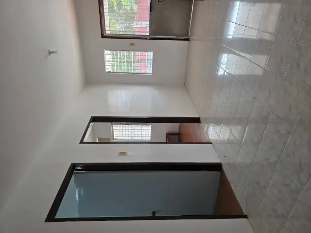 Spacious 2 Bedrooms Apartment - Secondary Image