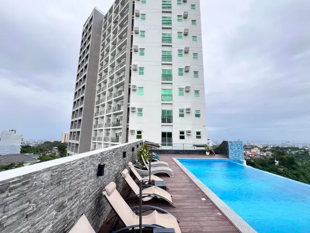 FULLY FURNISHED 1 BEDROOM CONDO FOR RENT IN LE MENDA RESIDENCES - Secondary Image
