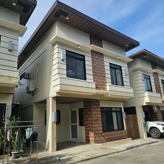 Beautiful 4BR House and Lot in Mandaue City - Secondary Image