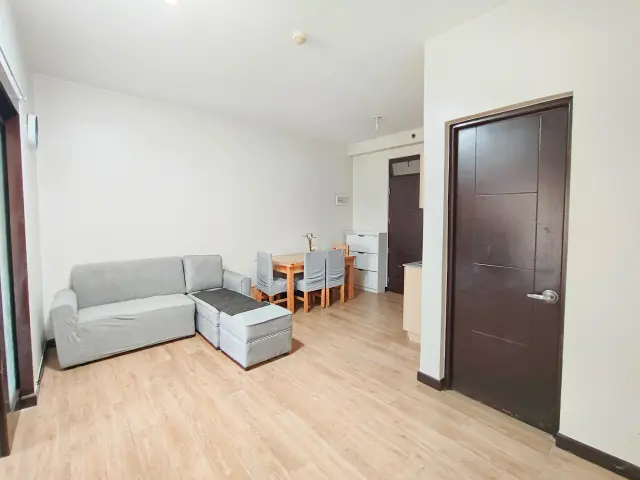 1-BEDROOM CONDOMINIUM - Secondary Image