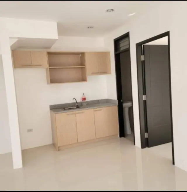 4 Bedroom House for Rent in Minglanilla Cebu - Secondary Image