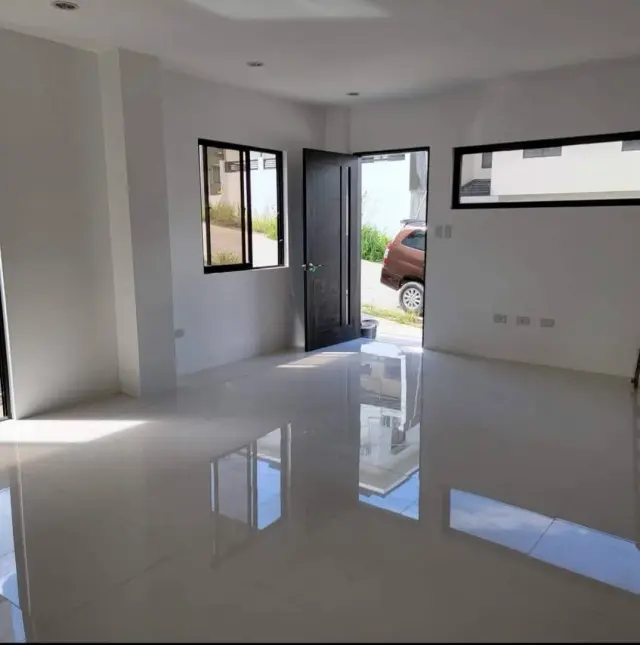 4 Bedroom House for Rent in Minglanilla Cebu - Secondary Image