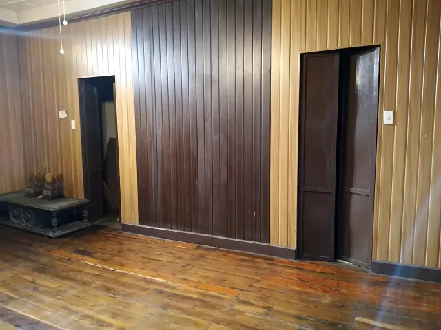 Prime 2nd floor commercial space for Lease - High foot traffic area - Secondary Image