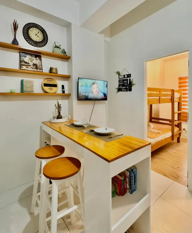 For Rent: Condominium Unit - Secondary Image