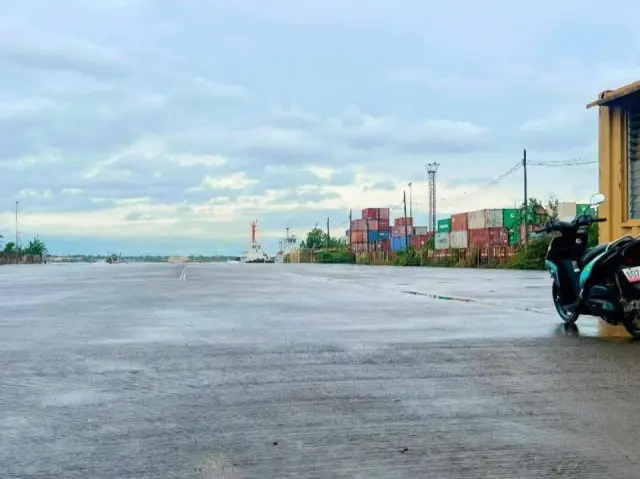 CODE: RPH001 🏟️✨ COMMERCIAL LOT FOR RENT – PERFECT FOR SPORTS & BUSINESS!📍 Location: Mandaue City - Secondary Image