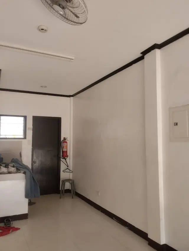 4 Door Commercial Spaces - Secondary Image