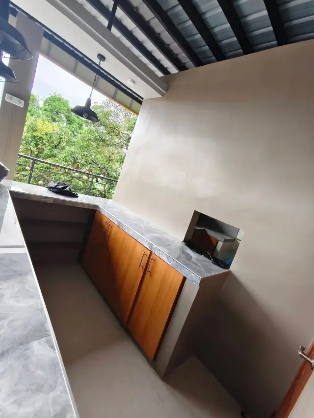 COMMERCIAL SPACE FOR RENT - Secondary Image
