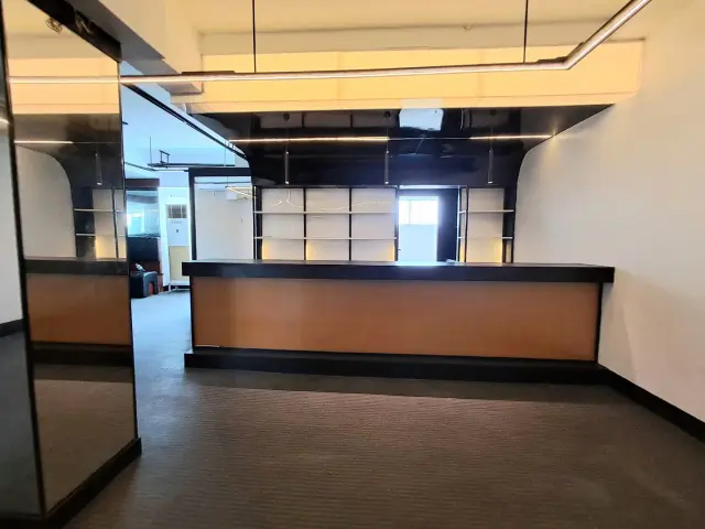 OFFICE COMMERCIAL SPACE FOR RENT IN AS FORTUNA 98SQM SECOND FLOOR - Secondary Image