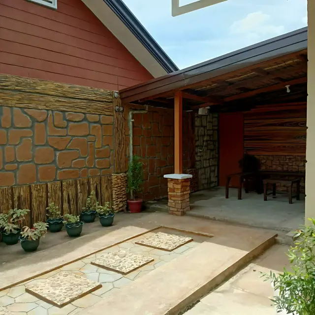 FULLY FURNISHED BUNGALOW HOUSE IN FORTUNETOWN - Secondary Image