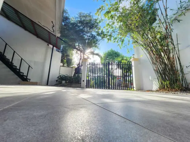 3BR Bungalow for RENT in Basak, Lapu-Lapu City. Near GrandMall Basak LLC - Secondary Image