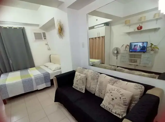 Fully furnished  Studio  Unit at The Persimmon Mabolo - Secondary Image