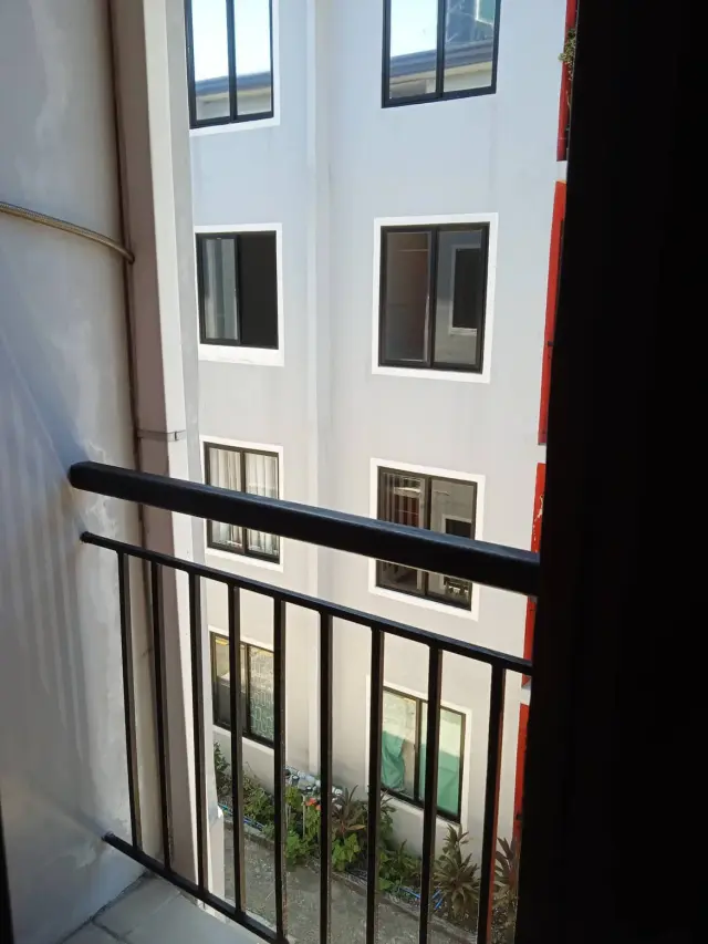 ALABANG CONDO FOR RENT - Secondary Image