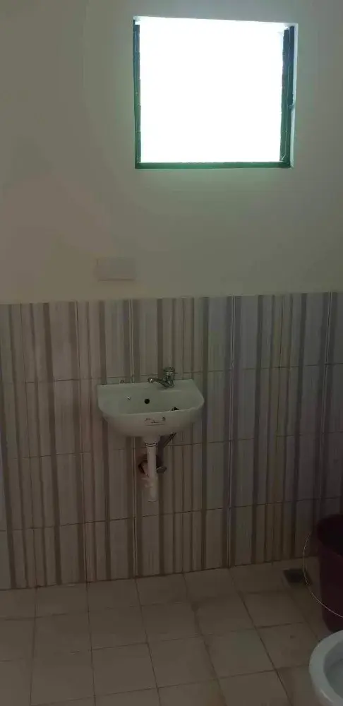 TWO-STOREY TOWNHOUSE UNIT FOR RENT - Secondary Image