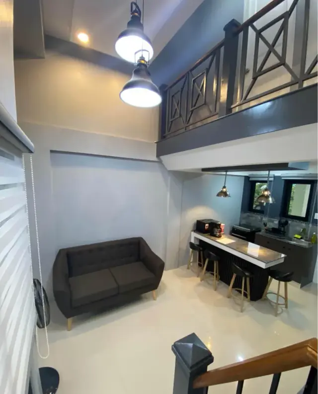 2 Bedroom fully furnished Loft apartment - Secondary Image
