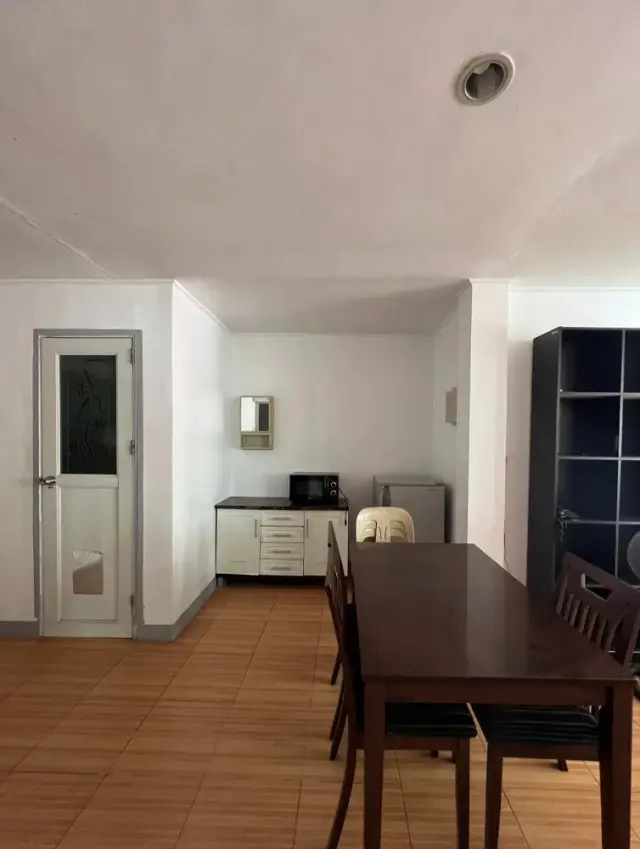 Furnished 3-Bedroom Apartment near Fuente - Secondary Image