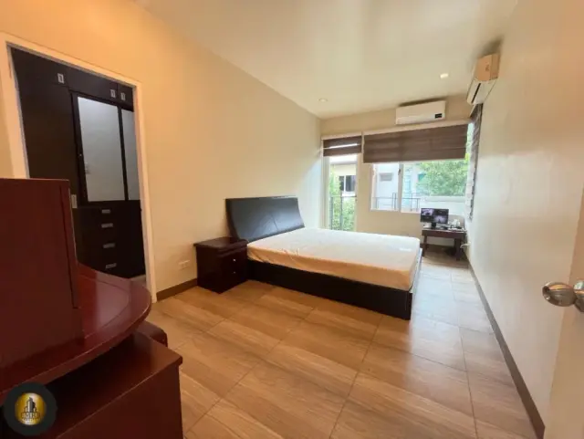 3Bedroom House and Lot for Rent at Multinational Village,Paranaque - Secondary Image