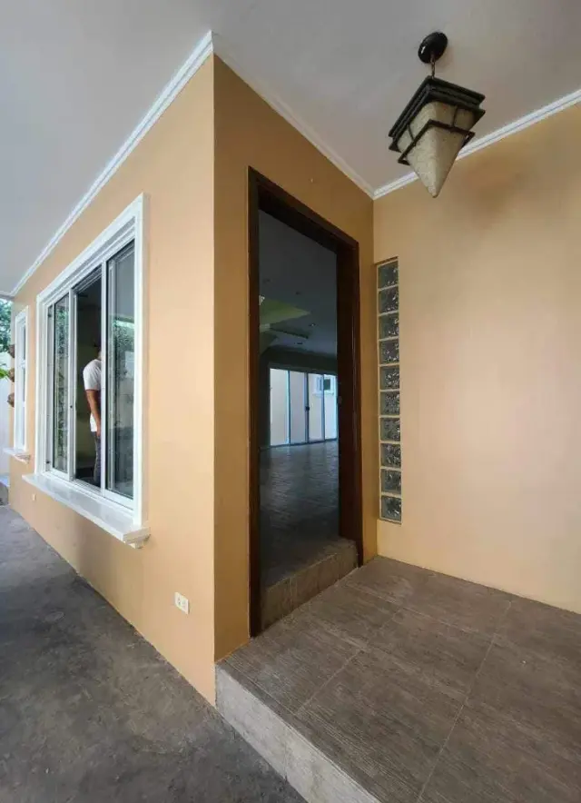 House and Lot For Rent - Secondary Image
