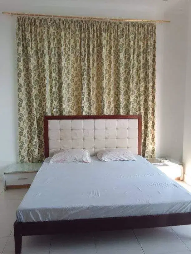 Tisa Hills - Semi - furnished 3br  w/ balcony & parking - Secondary Image