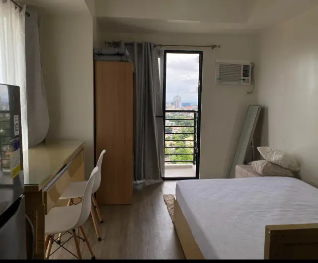 The Median Condominium - Secondary Image