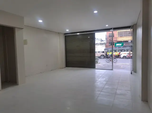 2-STOREY COMMERCIAL SPACE FOR RENTÔÇ╝´©Å - Secondary Image