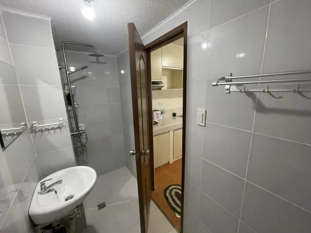 2 bedrooms One oasis condo for rent - Secondary Image