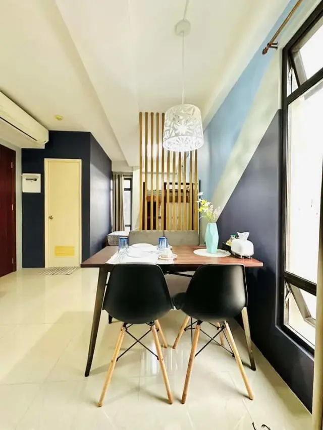 FOR RENT FULLY FURNISHED STUDIO UNIT WITH FREE PARKING SLOT AT THE COURTYARDS BANAWA - Secondary Image