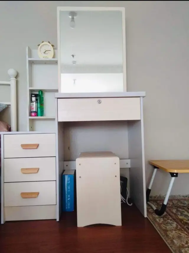 FOR RENT LOFT TYPE CONDO UNIT - Secondary Image