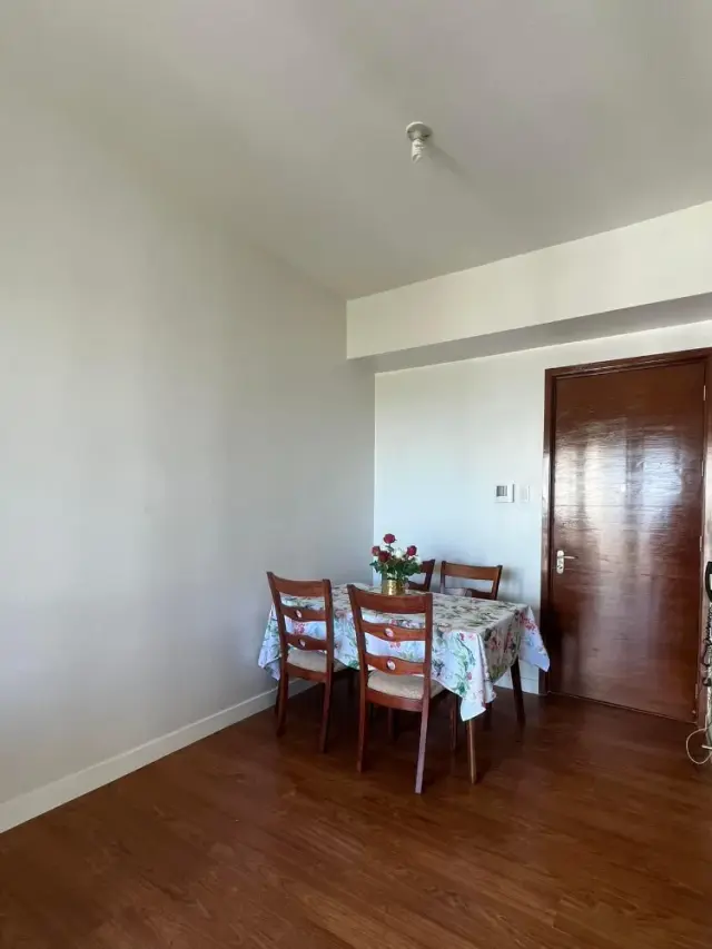 1 Bedroom Unit in Marco Polo Tower 3 44SQM Corner Unit - Secondary Image