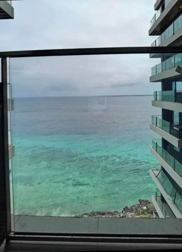 The Reef beachfront condo for rent - Secondary Image