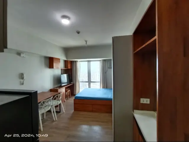Studio type For rent in Solinea Tower 2 inside Ayala Business Park across Ayala - Secondary Image