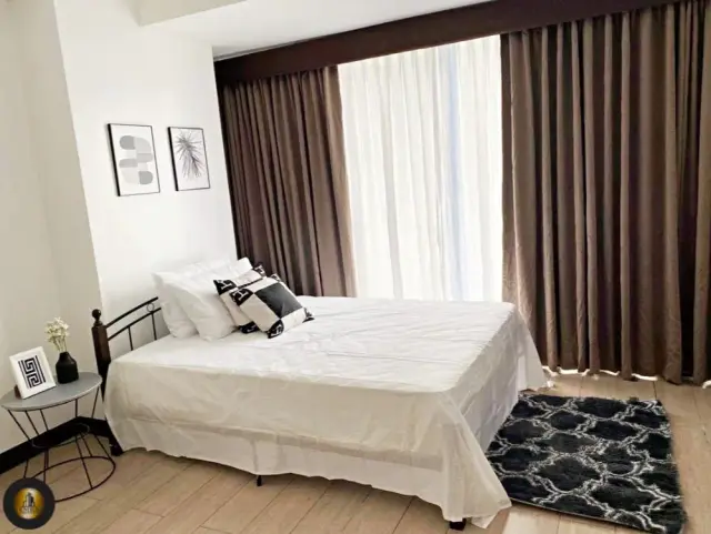 Luxury 3BR Condo For Rent in the Heart of Makati's CBD at Three Central Makati - Secondary Image