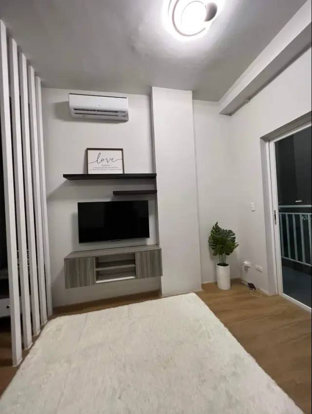 MESATIERRA GARDEN RESIDENCES - Studio Unit with L Balcony - Secondary Image