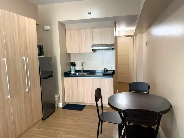 For Rent Solinea Tower 3 - Secondary Image