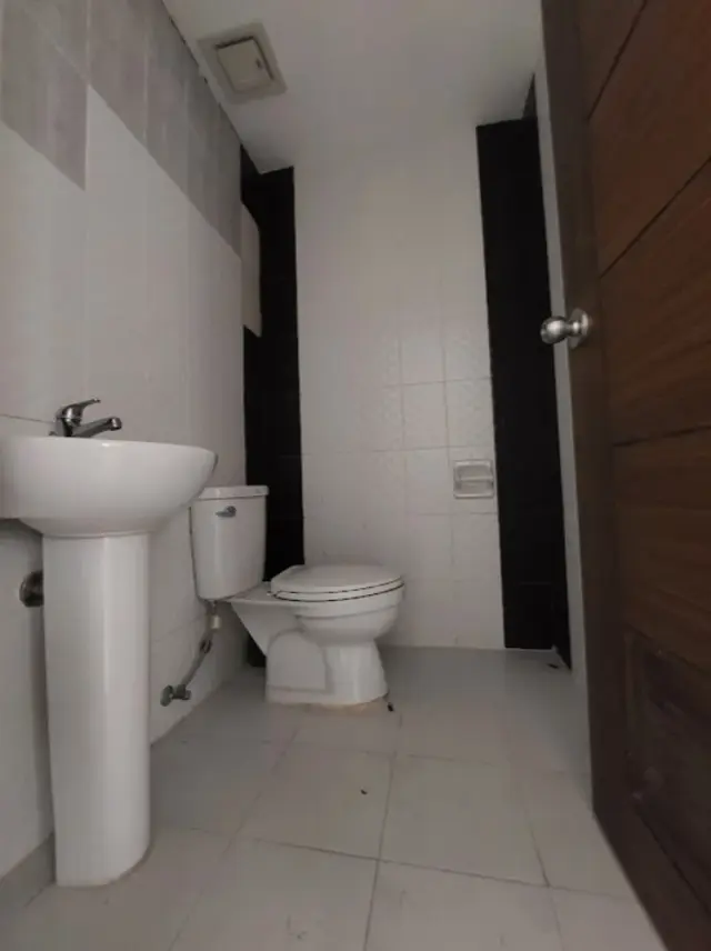 3 Bedrooms Townhouse For rent In Kasambagan Cebu City - Secondary Image