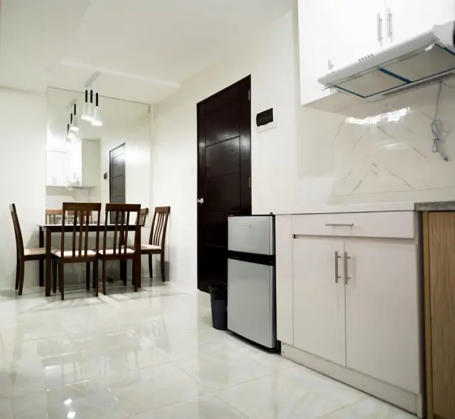 FURNISHED 2 BEDROOM CONDO IN BANILAD WITH INTERNET - Secondary Image