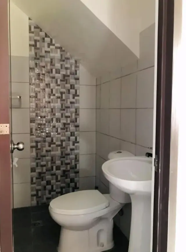 House and Lot for rent in Serenis North Lamac Liloan cebu - Secondary Image