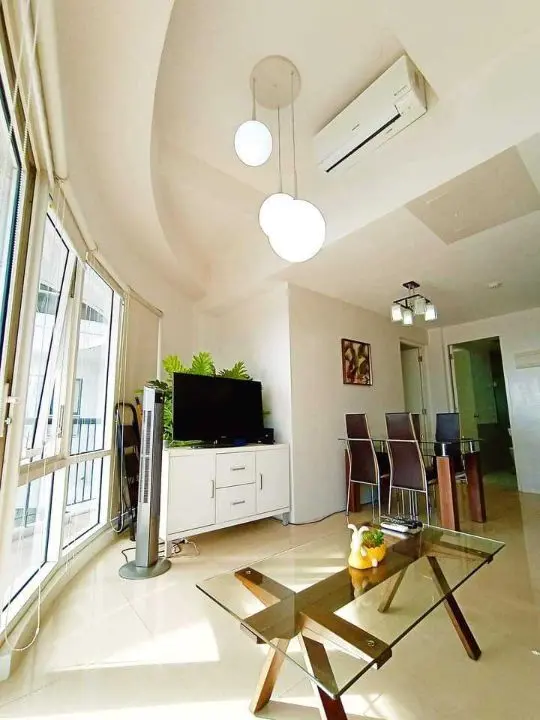 1BR UNIT IN CALYX CENTRE - Secondary Image