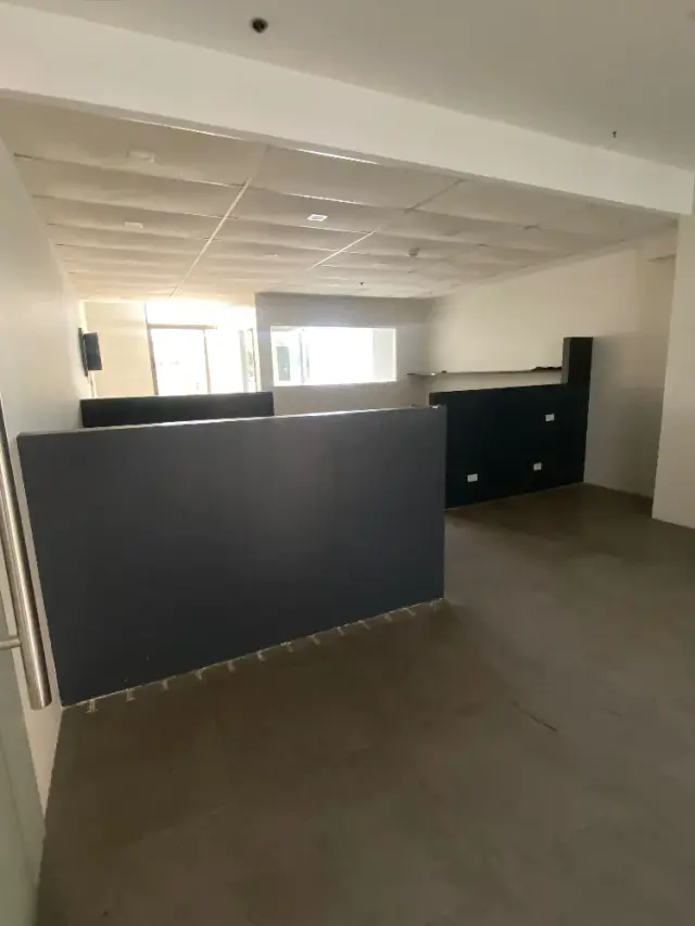 COMMERCIAL OFFICE SPACE FOR RENT‼️  📍 HERNAN CORTES , MANDAUE CITY - Secondary Image